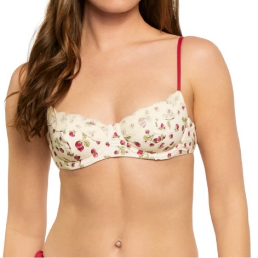NWOT Frankie’s bikinis top
